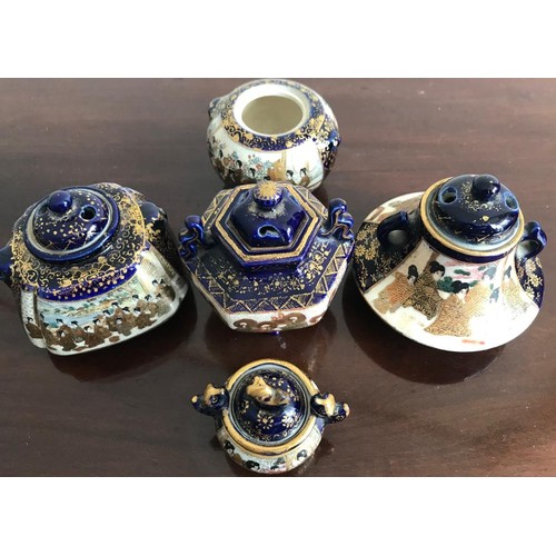 188 - FOUR SATSUMA MINIATURE KOROS AND COVERS PLUS ANOTHER, ALL SIGNED