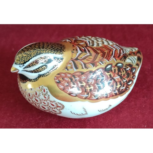 165 - BOXED ROYAL CROWN DERBY DAPPLED QUAIL PAPERWEIGHT WITH STOPPER. APPROX. 11CM L