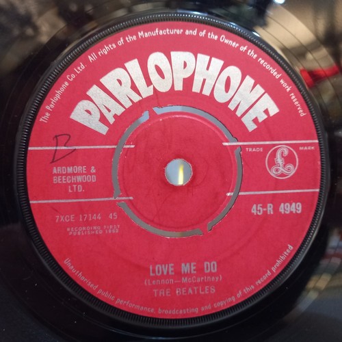 21 - The Beatles Love Me Do-PS I Love You 45-R4949 7” Red Label single