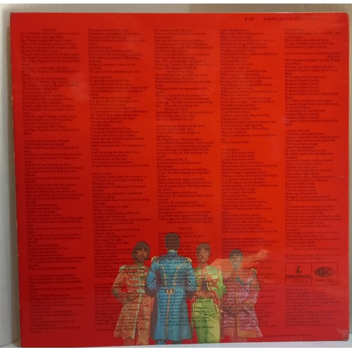 27 - The Beatles Sgt Pepper Lonely Hearts Club Band Album Black & Yellow Parlophone PMC7027 Wide Spine va... 