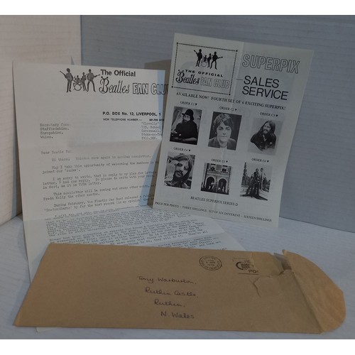 340 - A collection of 23 various Beatles fan club newsletters, membership cards and fan posters for 1967-1... 