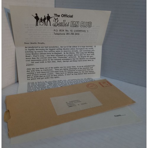 340 - A collection of 23 various Beatles fan club newsletters, membership cards and fan posters for 1967-1... 