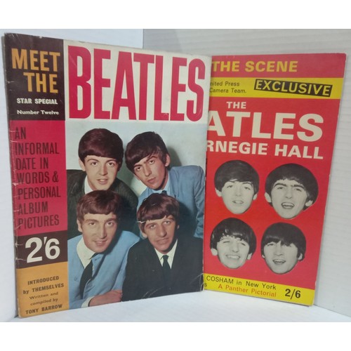 354 - Beatles Monthlies eight original issues No1 to 7 plus No 9 with two original magazines and Beatles s... 