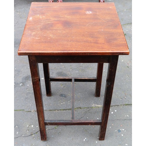 92 - Vintage square mahogany side table. Approx. 72cms H x 45.5cms W x 45.5cms D