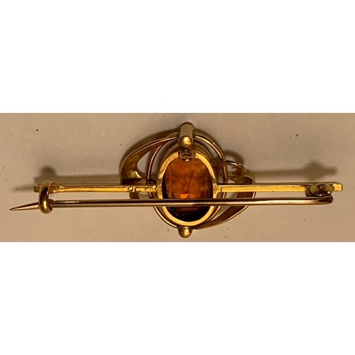 4 - 9ct GOLD BROOCH SET WITH APPROX 3ct CITRINE AND TWO SMALL PEARLS, TOTAL WEIGHT APPROX 2.8g