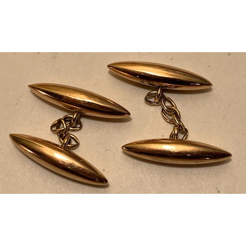 8 - PAIR OF 9ct GOLD ROCKET SHAPED CUFFLINKS, TOTAL WEIGHT APPROX 3.1g
