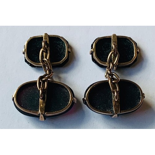 64 - GOLD COLOURED RUBBED MARK CUFFLINKS WITH ONYX, TOTAL WEIGHT APPROX 6.61g