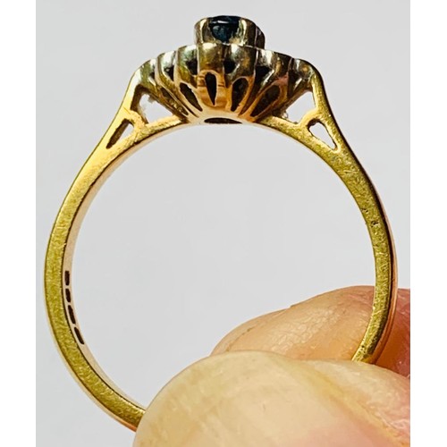 108 - 18ct GOLD RING SET WITH A SAPPHIRE, 0.25ct APPROX, AND FOUR VERY SMALL DIAMONDS, SIZE M+, TOTAL WEIG... 