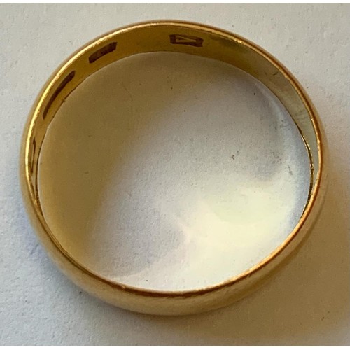 126 - 22ct GOLD WEDDING BAND, SIZE I, TOTAL WEIGHT APPROX 2.74g