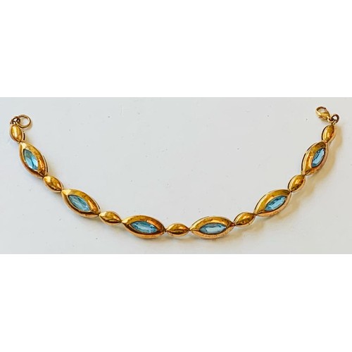 143 - 9ct GOLD BRACELET SET WITH SIX TOPAZ APPROX 1ct, APPROX 17.4cm LONG AND TOTAL WEIGHT APPROX 10.97g