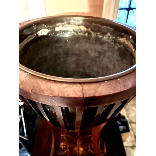 240 - EDWARDIAN JARDINIERE STAND HAVING ORIGINAL COPPER LINING, APPROX 74cm H x 35cm D