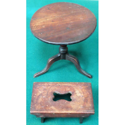 122 - Late 19th/early 20th century apprentice miniature tilt top table and Joynt stool.