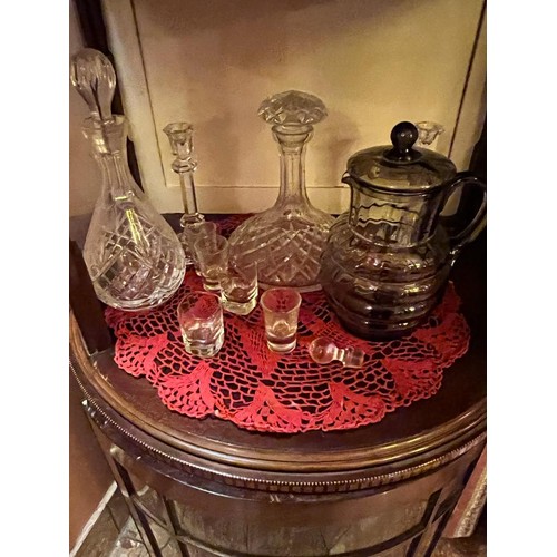 56 - DISPLAY CABINET CONTENTS INCLUDING SEVEN PIECE SILVER CRUET SET, SIX HOCK GLASSES PLUS OTHER SUNDRIE... 