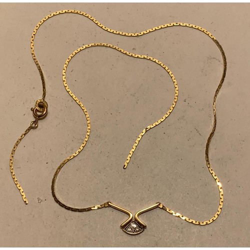 225 - 9ct GOLD BROKEN CHAIN WITH A PENDANT SET WITH THREE DIAMONDS APPROX 0.01ct, TOTAL WEIGHT APPROX 2.37... 