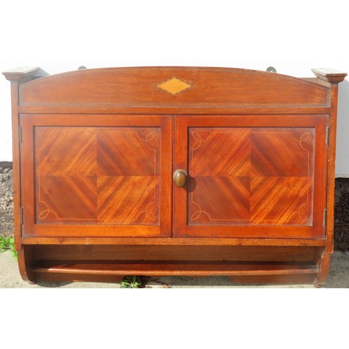 289 - Late 19th/early 20th century inlaid mahogany two door wall mounting cupboard, fitted with drawers to... 