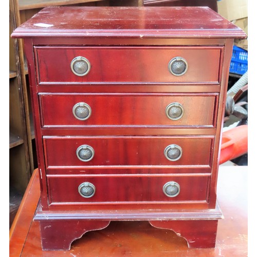 226 - 20th century small mahogany chest of four drawers. Approx. 52cm H x 42cm W x 29.5cm D