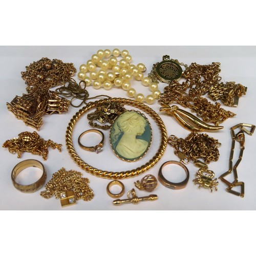 291 - Parcel of various gold coloured costume jewellery