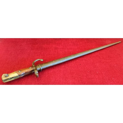 260 - 1878 FRENCH MILITARY BAYONET WITH SCABBARD, ENSCRIBED TO BLADE. APP. 64CM L (TOTAL), APP. 52.5CM L (... 