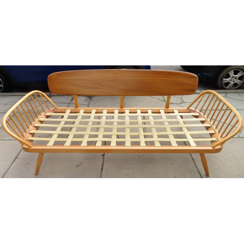 3 - Ercol mid 20th century elm and beech upholstered day bed by Lucian Ercolani, Model no. 355. App. 76c... 