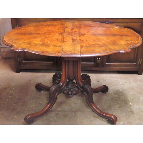 6 - 19th century figured walnut veneered gateleg table on quadrofoil supports. App. 72cm H x 114cm W x 9... 