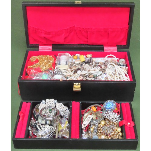 294 - Large quantity of various Costume Jewellery, beadwork, watches, bangles etc