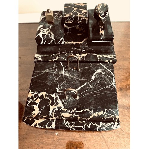 194 - TWO PIECES INCLUDING VEINED MARBLE DOUBLE DESK STAND, REAR ITEM APPROXIMATELY 23cm WIDE