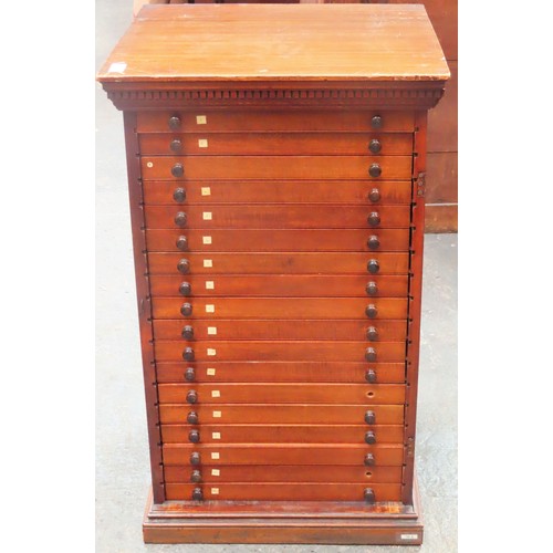 48 - Victorian mahogany specimen chest of 18 drawers. App 83cm H x 50cm W x 48cm D