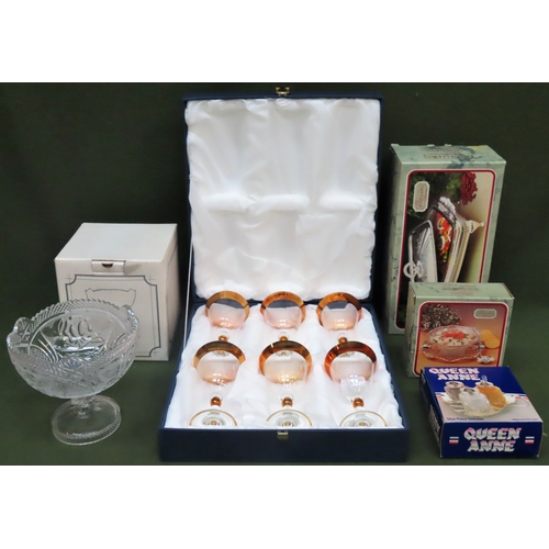 101 - Boxed set of 6 Italian gilded stemmed drinking glasses, plus boxed silver plated ware and lead cryst... 