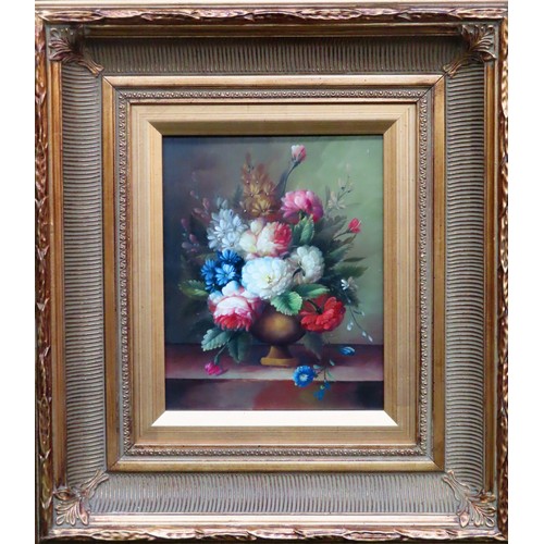 58 - Gilt framed still life Oil on Panel depicting a vase of flowers. App. 24 x 19cm