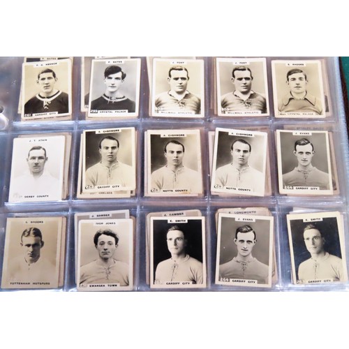 53 - Album of Phillips Pinnace Footballers, Approx. 460 cards