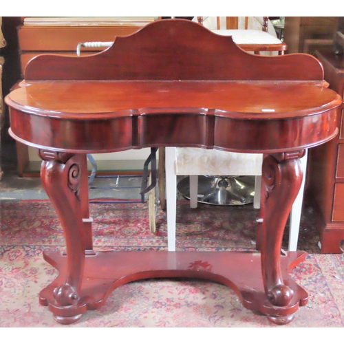 369 - Victorian mahogany double bow fronted washstand, fitted with single drawer to front. App. 96cm H x 1... 