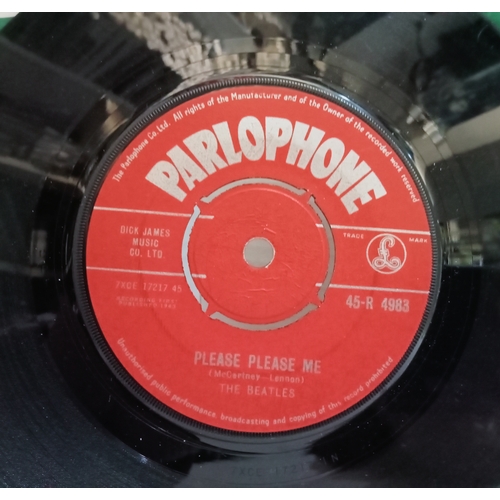 44 - The Beatles Please Please Me-Ask Me Why 45-R 4983 Red Label Parlophone 7” single