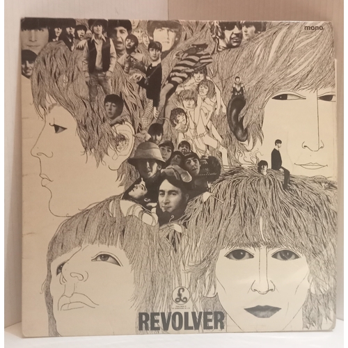 62 - The Beatles Revolver PMC 7009 Mono Black & Yellow label Parlophone with XEX 606-1 matrix number feat... 