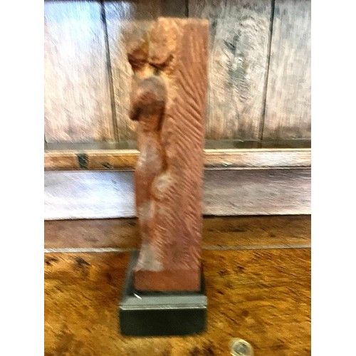 226 - RTV - CYRIL SAUNDERS SPACKMAN 1887-1963, CARVING IN OAK, 'STANDING FIGURE' UPON POLISHED SLATE BASE,... 