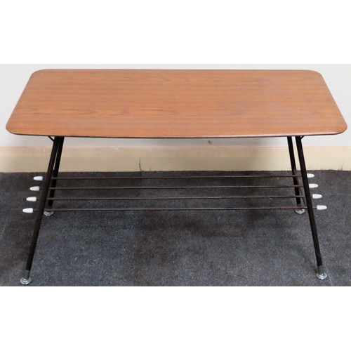 72 - 1970's coffee table. Approx. 44cm H x 76cm W x 38cm D