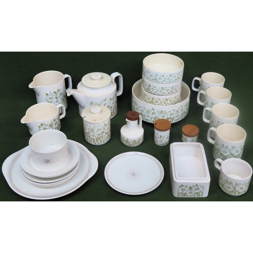 182 - Quantity of Hornsea 'Fleur' china, plus Royal Doulton 'Morning Star'