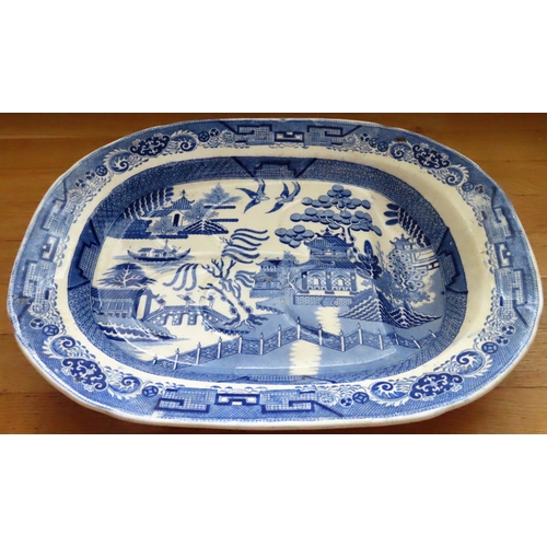 93 - 19th century blue and white ceramic Willow pattern meat platter