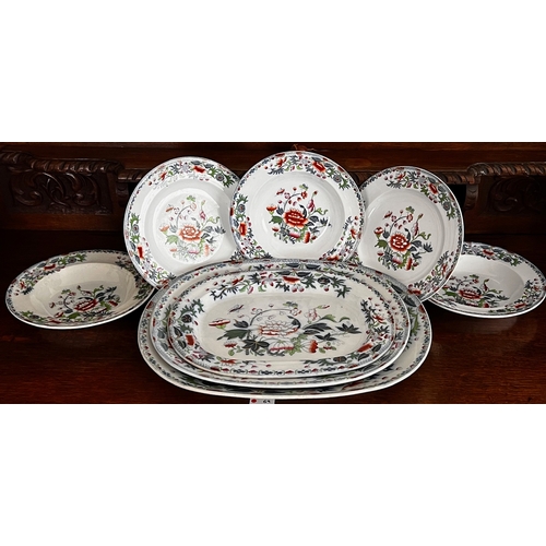 96 - Three graduated late Spode ashettes, two dinner plates and three soup bowls