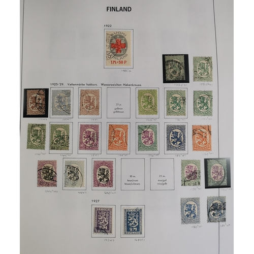 119 - Fine used collection in boxed Davo album to 2010 incl. 1889-94 vals to 10m  1891-97 to 1r  Lion type... 