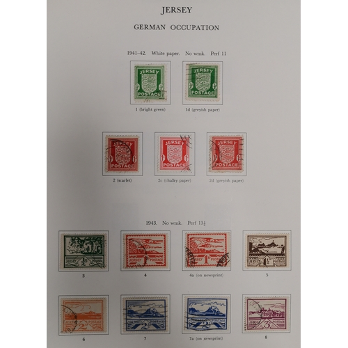 822 - JERSEY. 1941 to Christmas 2020 fine used collection in 5 printed albums  apparently comprehensive. (... 