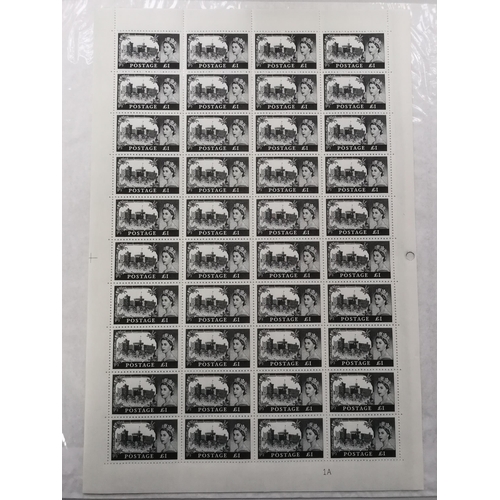 636 - 1963 BW £1 UM complete sheet of 40. SG598a. Cat. £520. (1 sheet)