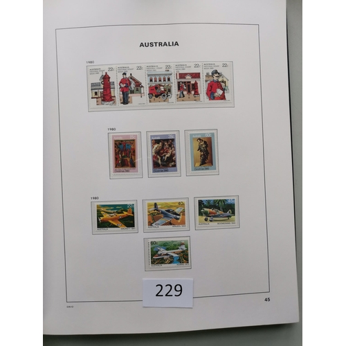 229 - AUSTRALIA.  1966-2000 UM collection in 2 boxed printed Davo albums  most spaces filled. (many 100's)