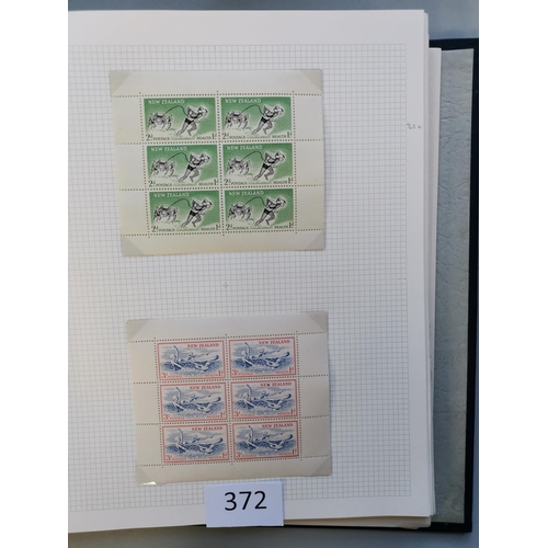 372 - NEW ZEALAND.  QV-QE collection in 2 volumes  QV used  then from KGV much both Mint and fine used not... 