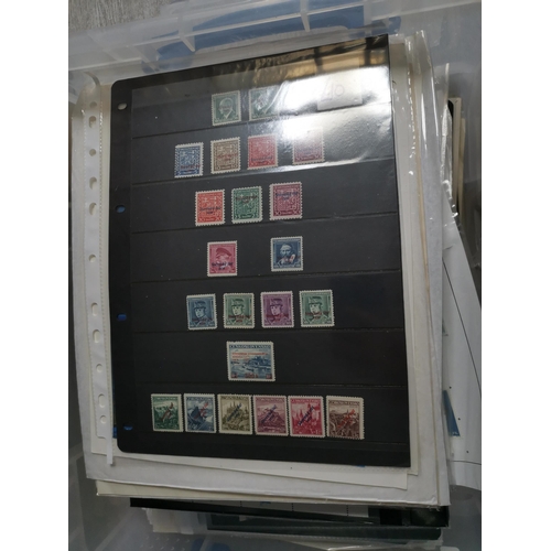 76 - MIXED WORLD.  World M and U early to modern on leaves  stocksheets etc. in plastic container  incl. ... 