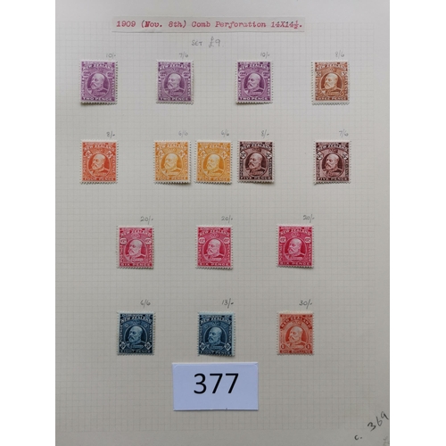 377 - NEW ZEALAND. KEVII M collection of 1909-16 issues  various perfs to 1/-  a couple of 4d blocks  and ... 