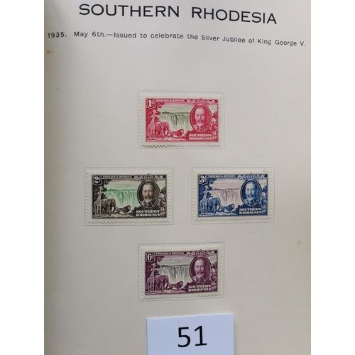 51 - MIXED WORLD.  1935 Jubilee omnibus issues complete less Fiji and Egypt  o.g.  in special album. (249... 