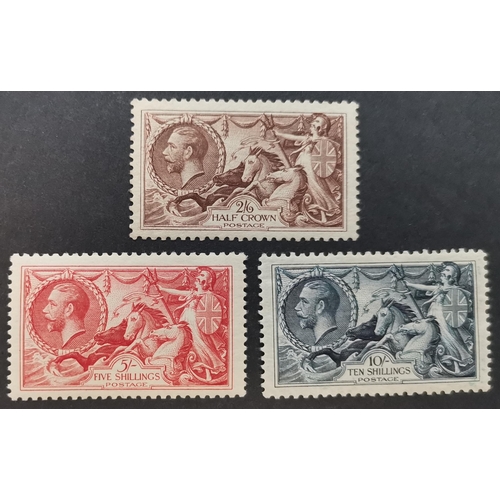 687 - KG V.  1934 2/6d to 10/- UM light even gum toning  hardly detracting. (3)