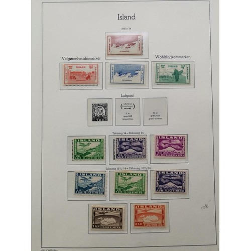 229 - ICELAND.  1933-1956 M or UM collection incl. 1934 Air  range of 1939-45 defins  1940 New York World ... 