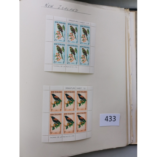 433 - NEW ZEALAND.  1952-82 M or UM collection in album incl. comprehensive Health m/s's. (100's)