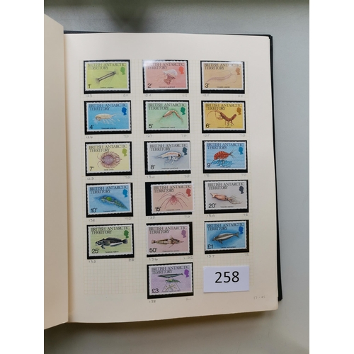 258 - BRITISH ANTARCTIC TERRITORY.  1984-2013 comprehensive UM collection in album. Cat. £1 590. (100's)